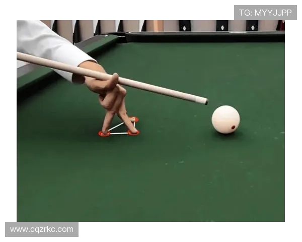 台球运动的技巧与战略分析:从基础知识到高级实战的全面探讨 台球运动的技巧与战略分析:从基础知识到高级实战的全面探讨