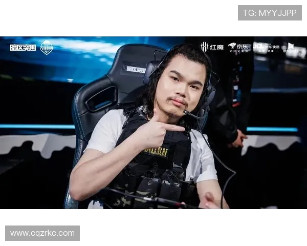 电竞赛事盛况：全球顶尖战队激战正酣，谁将问鼎冠军宝座引发热议